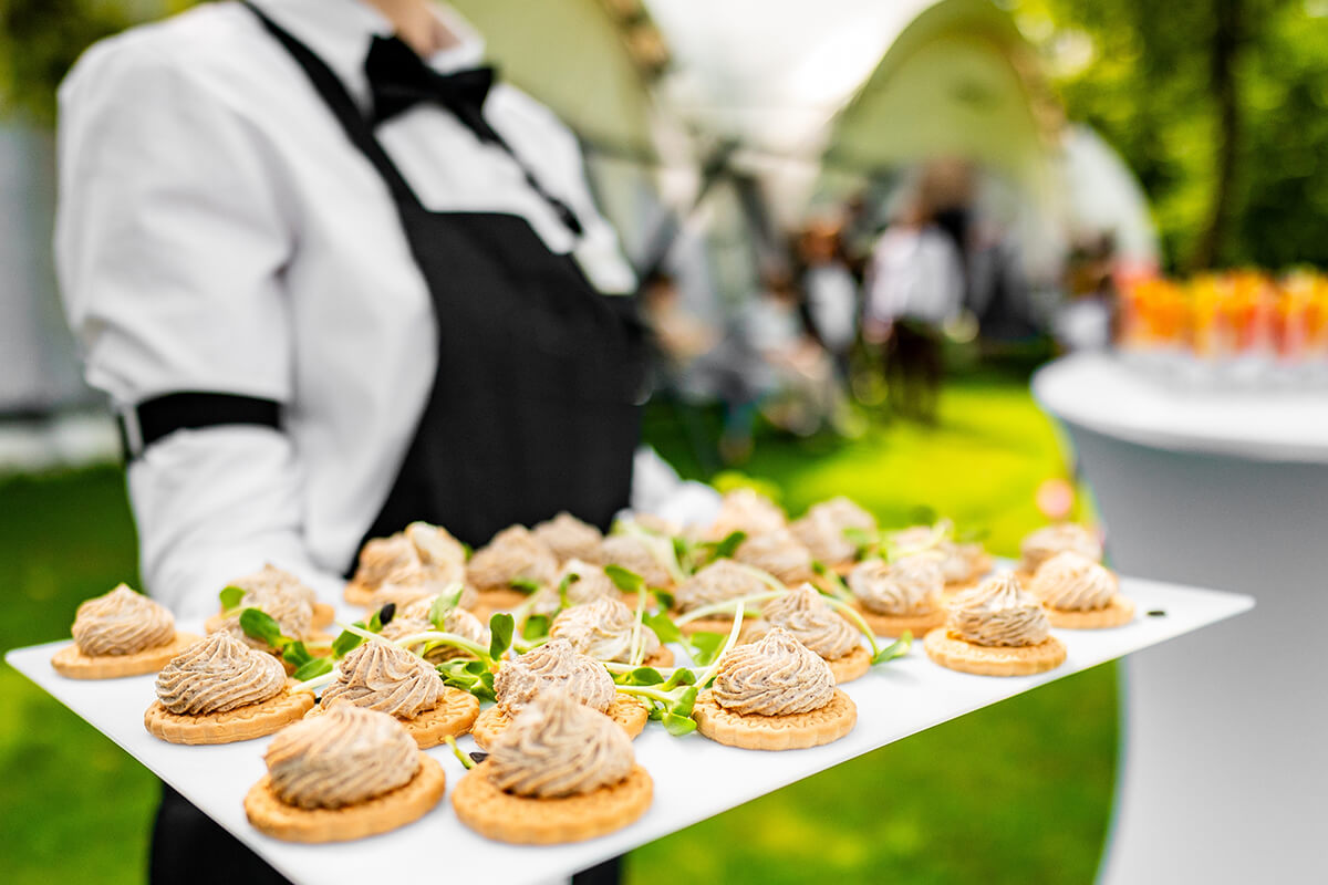 Get a Quote for Event Rentals in Niagara